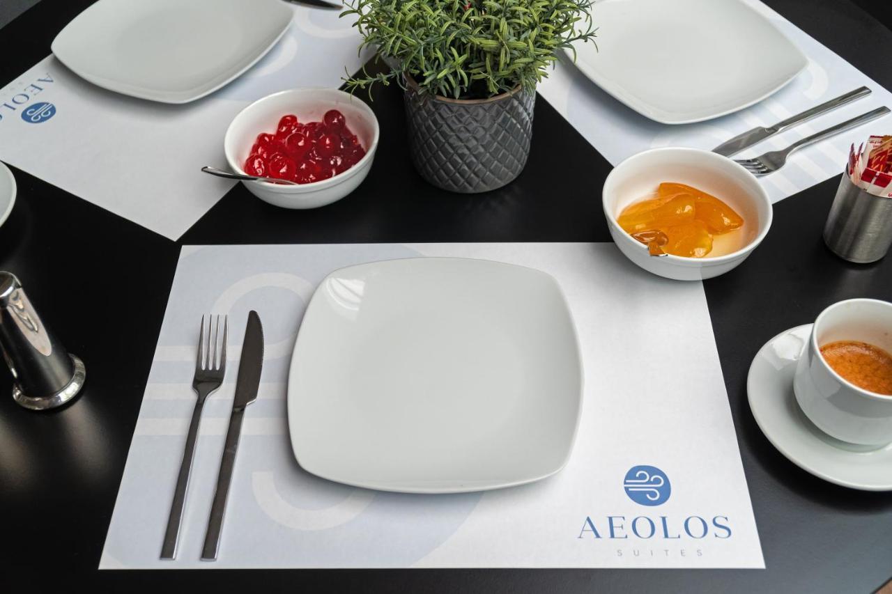 Aeolos Luxury Suites Atene Esterno foto