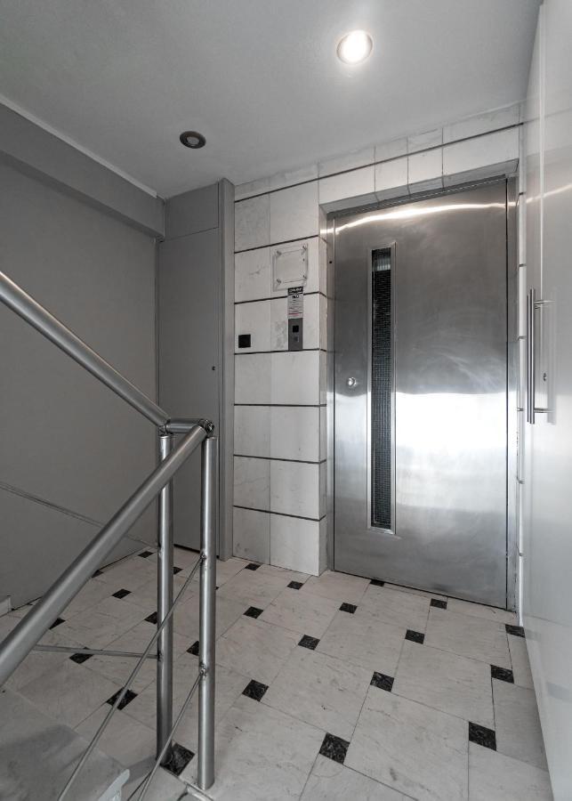 Aeolos Luxury Suites Atene Esterno foto