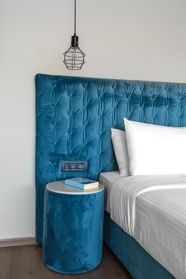 Aeolos Luxury Suites Atene Esterno foto